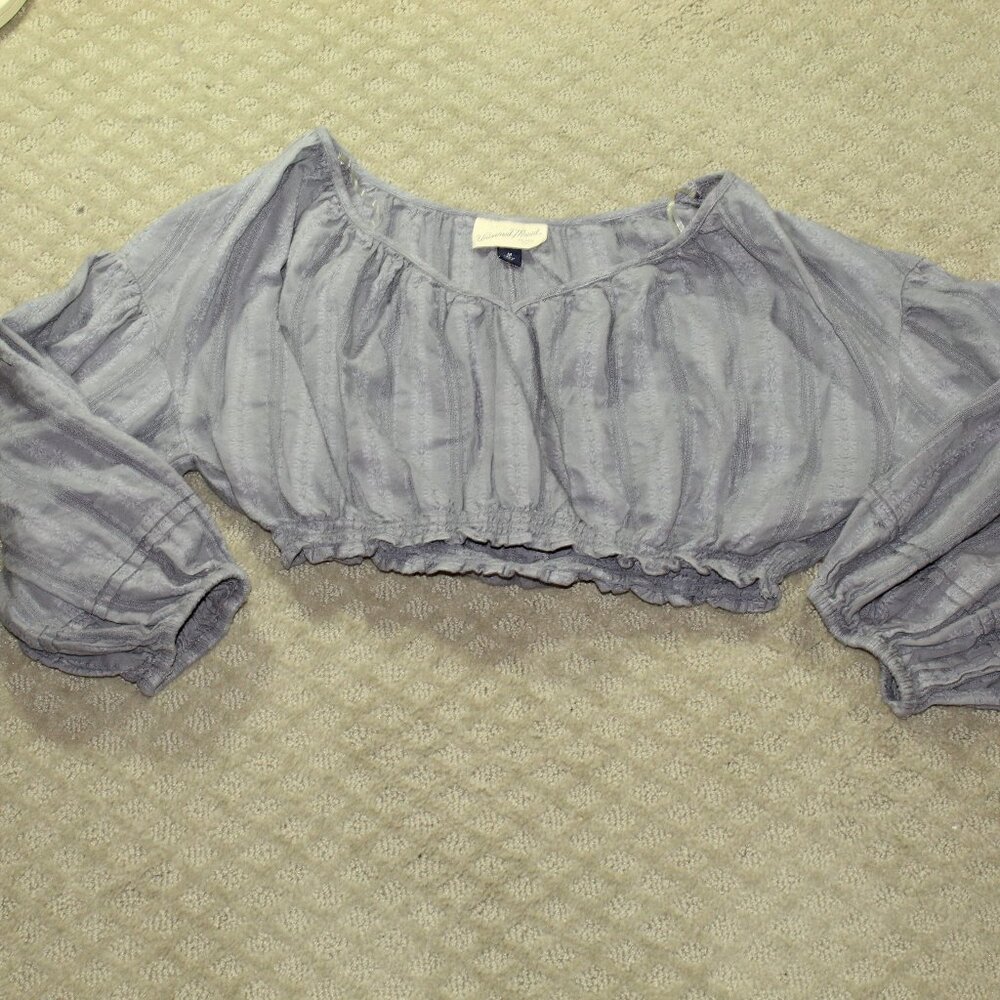 Universal Thread Women's Balloon Long Sleeve V-Neck Cropped Blouse Size M